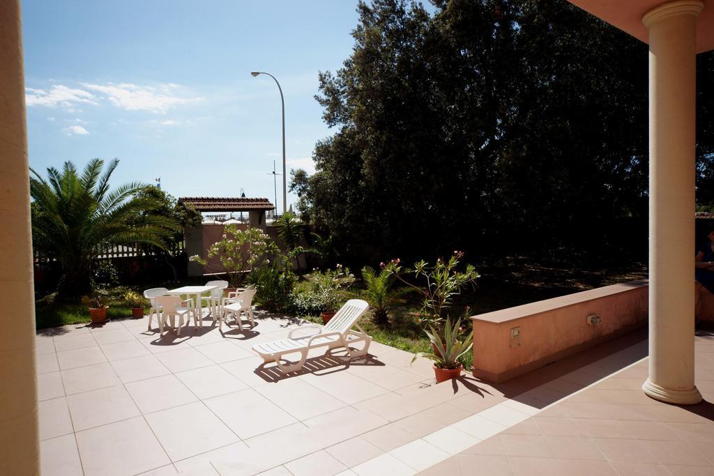 Hotel Happy Marina di Pietrasanta Extérieur photo