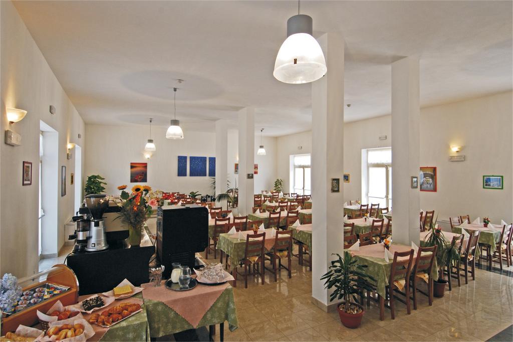 Hotel Happy Marina di Pietrasanta Extérieur photo