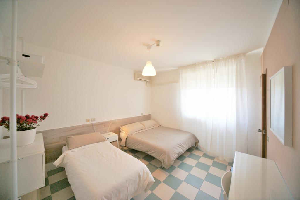 Hotel Happy Marina di Pietrasanta Extérieur photo