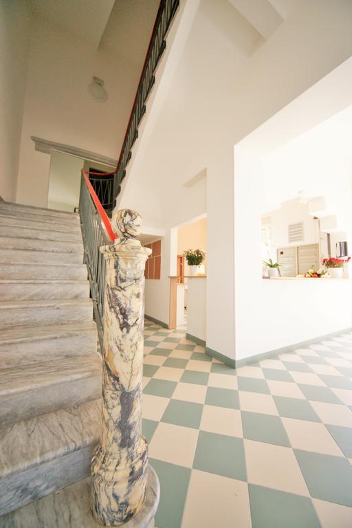 Hotel Happy Marina di Pietrasanta Extérieur photo